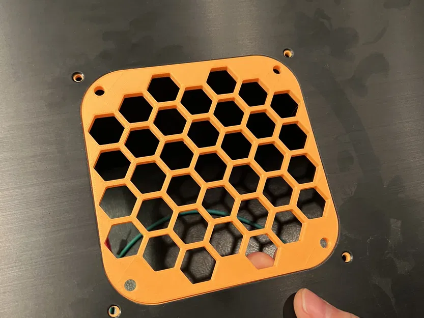 Bộ chuyển đổi quạt 140mm sang 120mm cho khung máy Lian-Li PC-C32 4U - Image 1