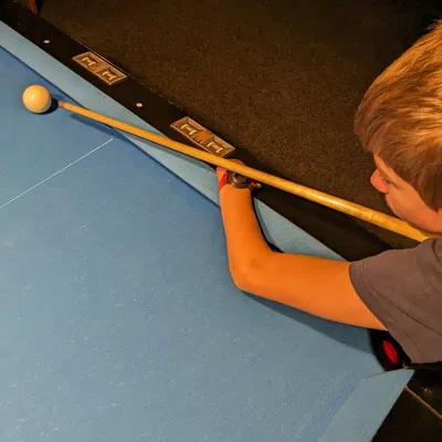 Vòng tay giữ gậy bi-a bằng nam châm và velcro