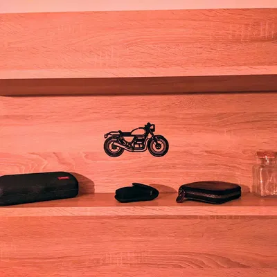 Silhouette xe máy cafe racer trang trí độc đáo