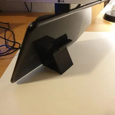 Giá đỡ điện thoại và máy tính bảng đơn giản