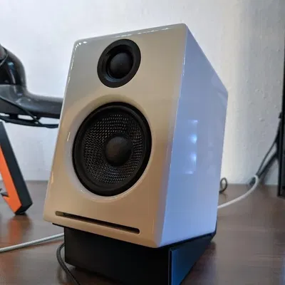Giá đỡ loa Audioengine A2+ đơn giản