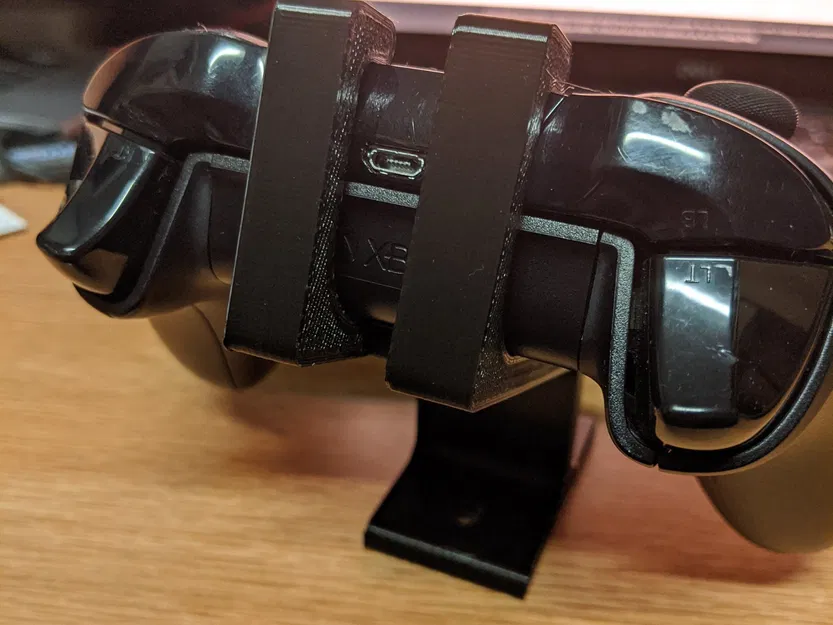 Giá đỡ điều khiển Xbox với lỗ gắn chắc chắn - Image 2