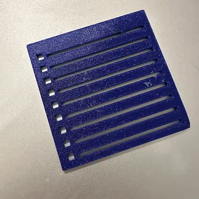 Bảng kiểm tra Post-It với ô vuông đánh dấu