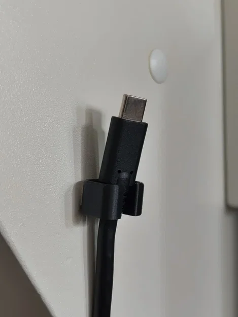 Giá đỡ cáp nhỏ gọn dùng keo dán - Image 2