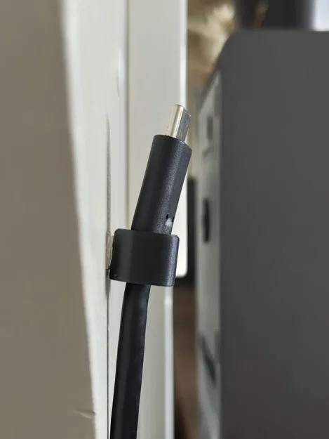 Giá đỡ cáp nhỏ gọn dùng keo dán - Image 4