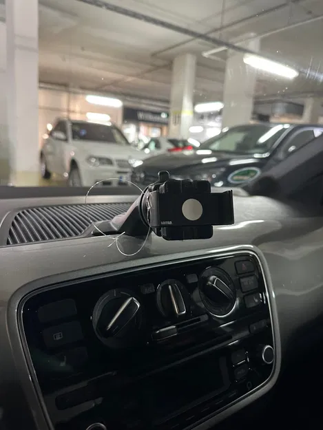 Giá đỡ điện thoại Hama Flipper cho VW Up! 1.0 - Image 2