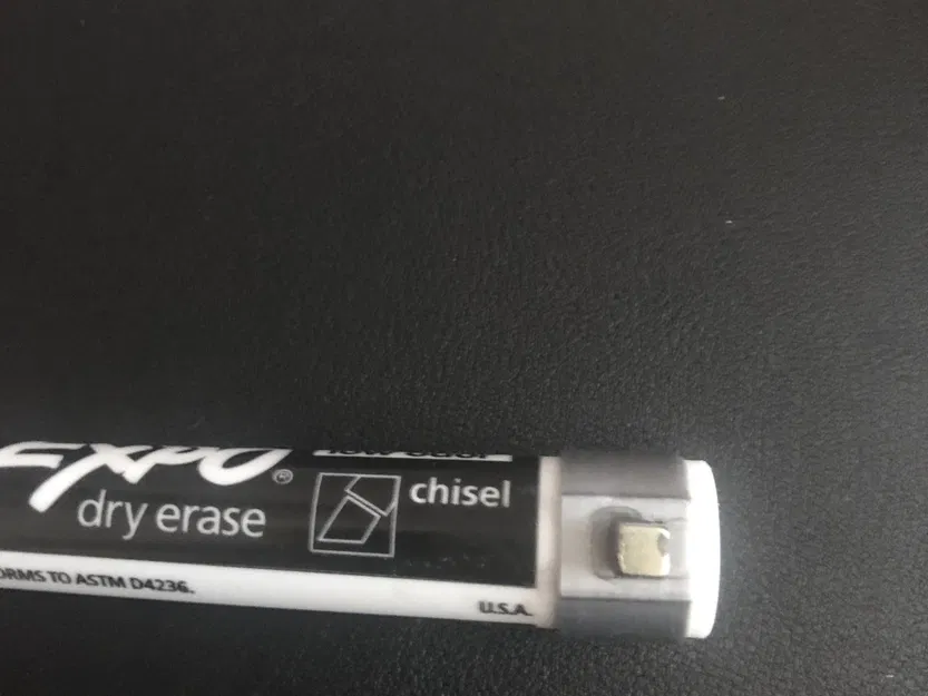 Giá đỡ nam châm cho bút lông Expo - Image 9