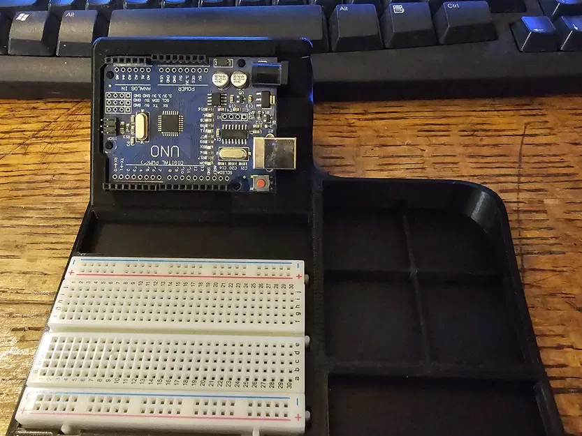 Giá đỡ Arduino Uno cải tiến với khay kết nối Dupont - Image 1