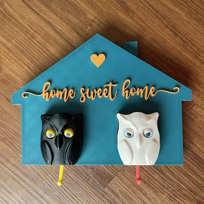 Giá treo chìa khóa hình cú mắt nhấp nháy