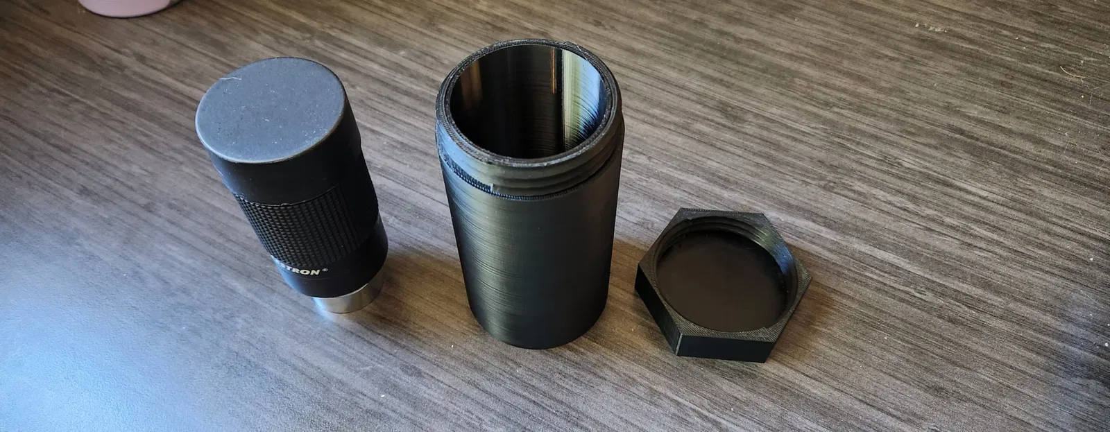 Hộp đựng thị kính Celestron Zoom 8mm-24mm - Image 1