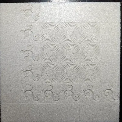 Bảng Tak 180x180 có hoa văn và nổi cho Prusa Mini