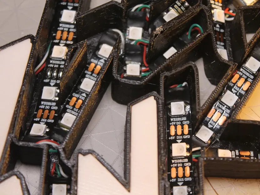 Biểu tượng RGB Cyberpunk 2077 với thiết kế độc đáo - Image 9