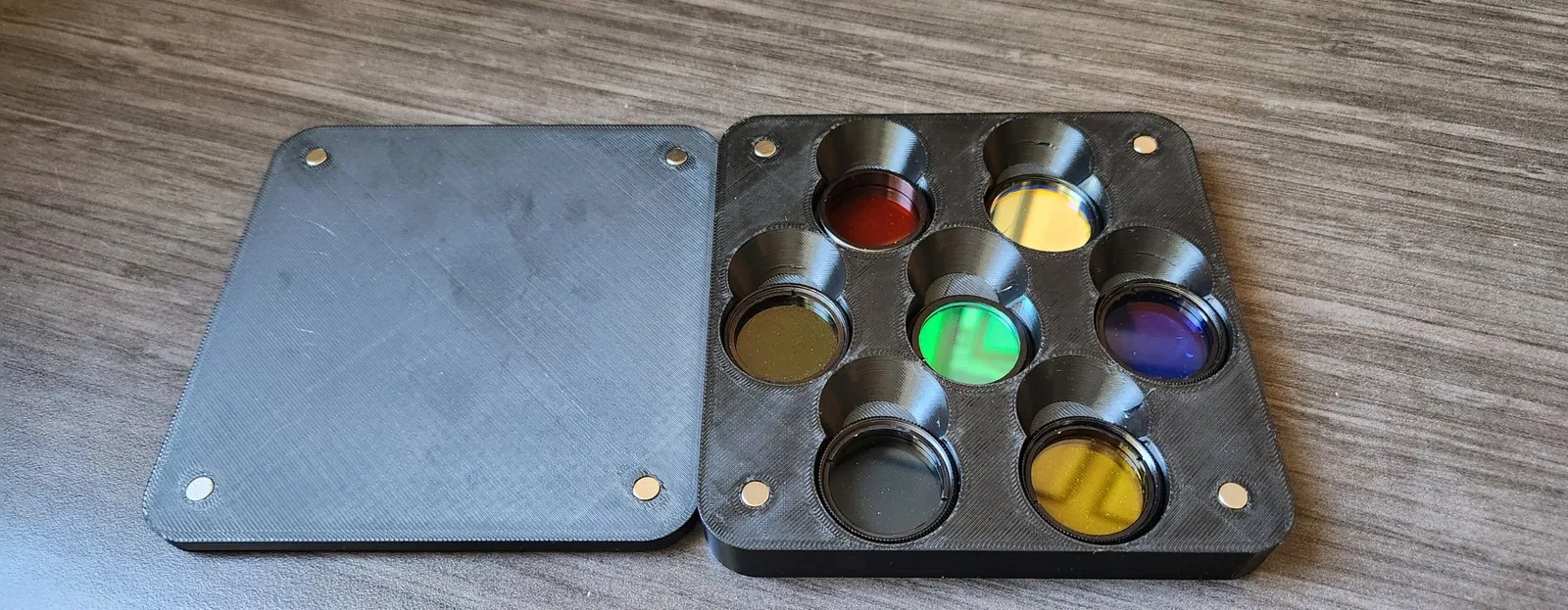 Hộp lọc ánh sáng từ tính cho kính thiên văn 1.25 - Image 1