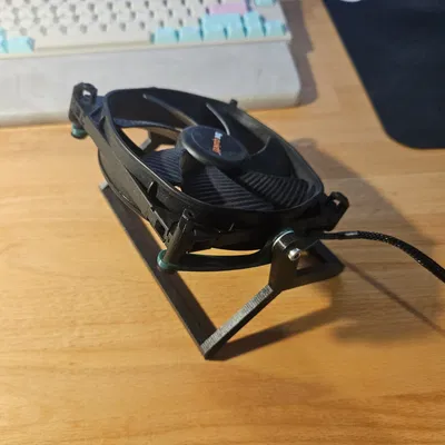 Giá đỡ quạt máy tính 120mm để bàn