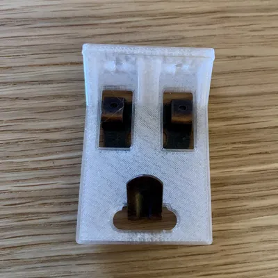 Giá treo tranh Ikea Ribba cho khung ảnh