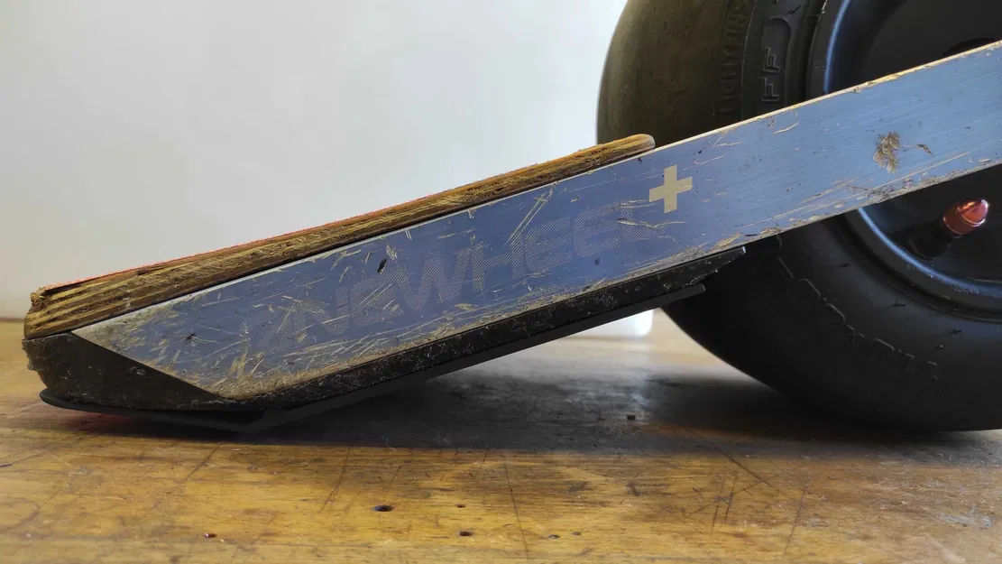 Bảng bảo vệ phía sau Onewheel +XR mỏng hơn - Image 18