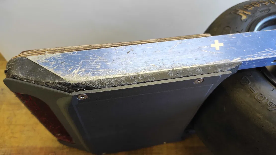 Bảng bảo vệ phía sau Onewheel +XR mỏng hơn - Image 22