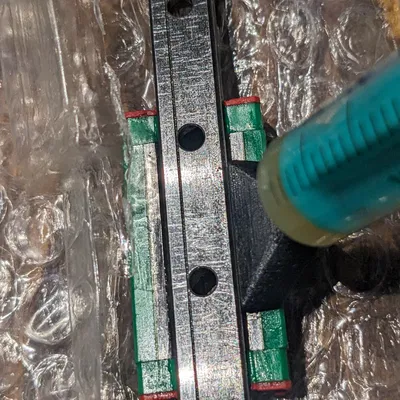 Công cụ bôi trơn ray tuyến tính cho máy in 3D