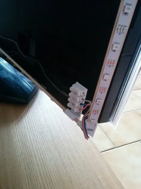 Hệ thống ánh sáng Ambilight cho TV với đèn LED WS2812 - Image 2