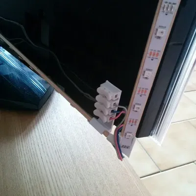 Hệ thống ánh sáng Ambilight cho TV với đèn LED WS2812