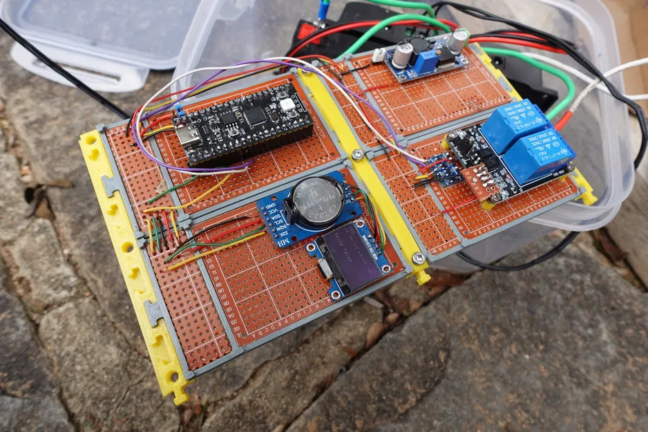 Giá đỡ mạch in PCB có thể mở rộng cho dự án điện tử - Image 1
