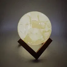 Đèn bàn hình trăng lithophane độc đáo