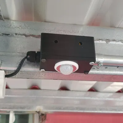 Hộp điện nhỏ cho cảm biến PIR 110v