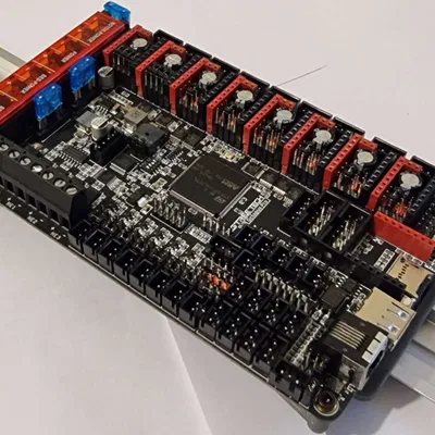 Giá đỡ DIN Rail cho bo mạch điều khiển BTT Octopus