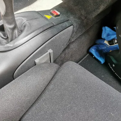 Giá đỡ cốc cho Porsche 996 mk1