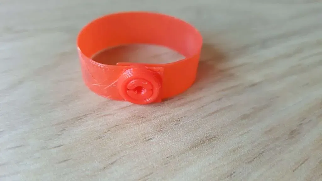 Dây đeo tay và nút bấm cho trang phục Freddy Krueger - Image 1