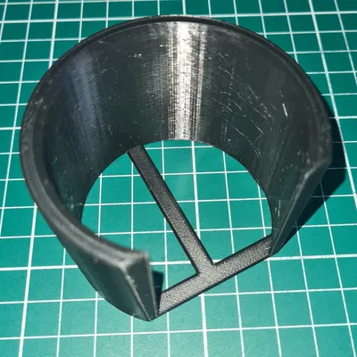 Giá đỡ lon cho xe Skoda Superb