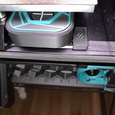 Cái chêm bên cho quạt bên của The Filter