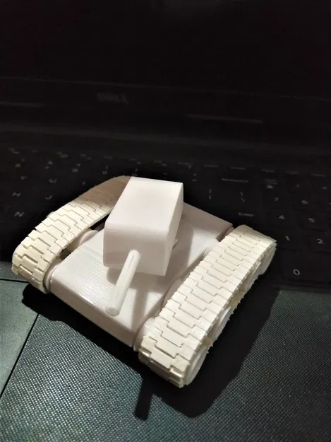 Xe tăng đơn vị in 3D với bánh xe và liên kết xích - Image 1