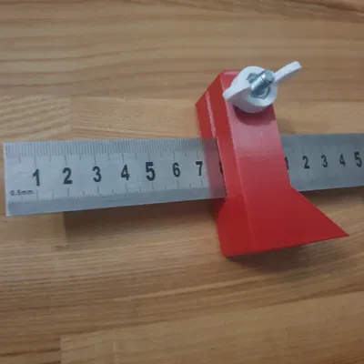 Thước kẻ đánh dấu cho đường 25x1mm với đai ốc M6