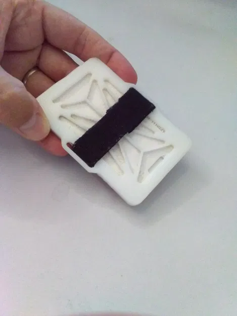 Ví đựng thẻ đơn giản cho 5-6 thẻ, thiết kế nhẹ và linh hoạt - Image 1