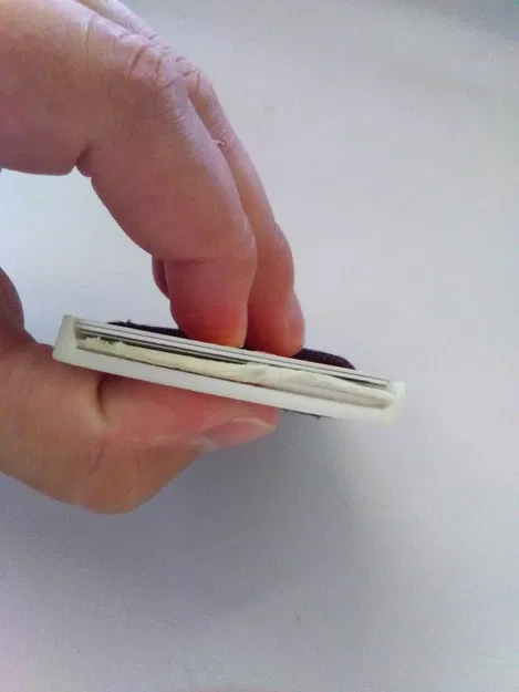 Ví đựng thẻ đơn giản cho 5-6 thẻ, thiết kế nhẹ và linh hoạt - Image 5