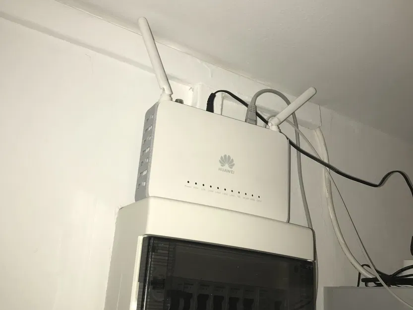 Giá đỡ router Huawei EchoLife EG8143A cho nhà chung cư - Image 2