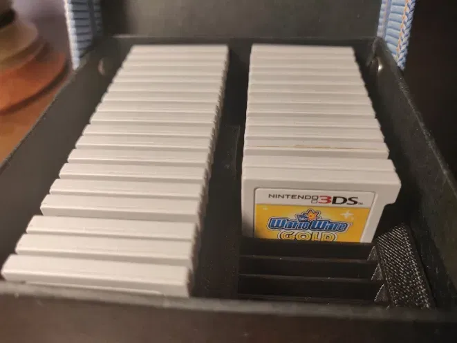 Giá đỡ hộp cartridge cho Nintendo 3DS - Image 2