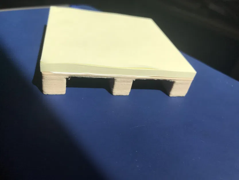 Giá đỡ giấy ghi chú Post-it bằng gỗ - Image 1