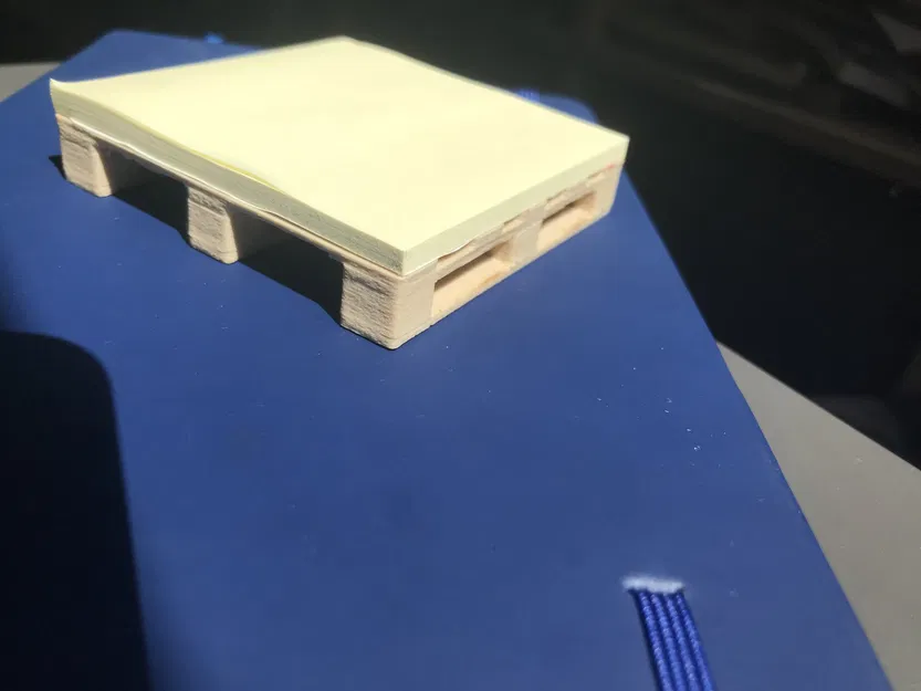 Giá đỡ giấy ghi chú Post-it bằng gỗ - Image 2