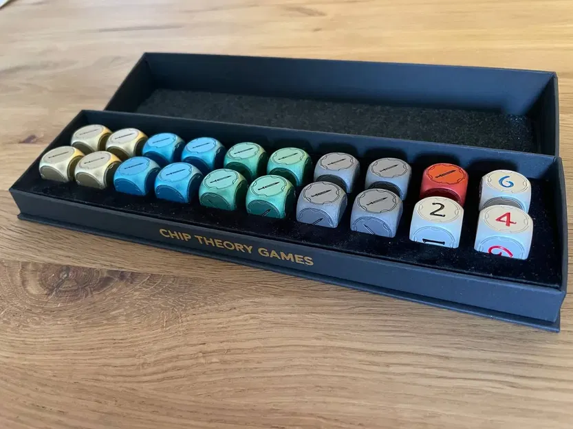 Giá đỡ xúc xắc hợp kim Hoplomachus - Image 5