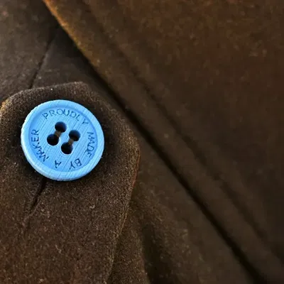 Nút áo 30 mm thiết kế độc đáo của Maker