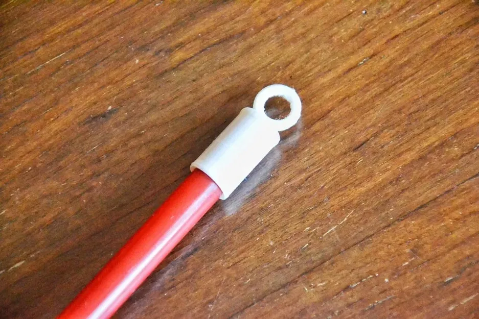 Giá đỡ cho chổi quét bụi kiểu dáng đơn giản - Image 1