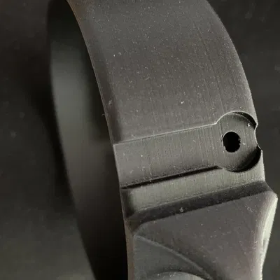 Bao da loa JBL Charge 5 với dây đeo vai