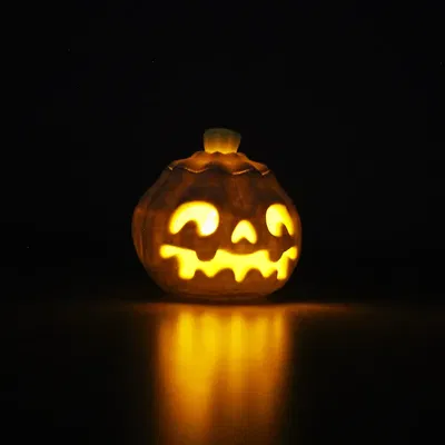 Đèn bí ngô Halloween với thân cây tùy chỉnh có thể thay đổi