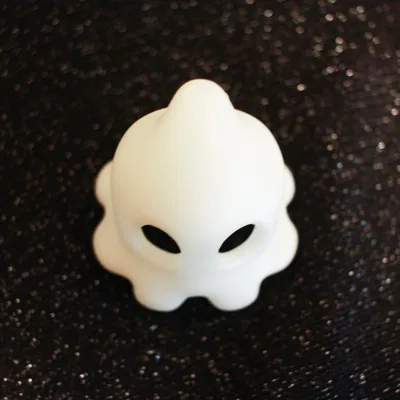 Ma Dễ Thương Với Đôi Mắt To Và Ngón Chân Nhỏ