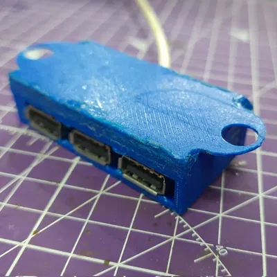 Hub nguồn mini USB cho thiết bị 5V trên bàn làm việc