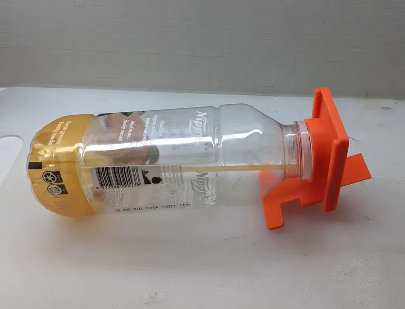 Bẫy chuột bằng chai nhựa thiết kế tối giản - Image 2