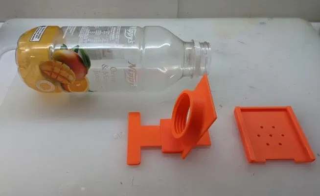 Bẫy chuột bằng chai nhựa thiết kế tối giản - Image 4