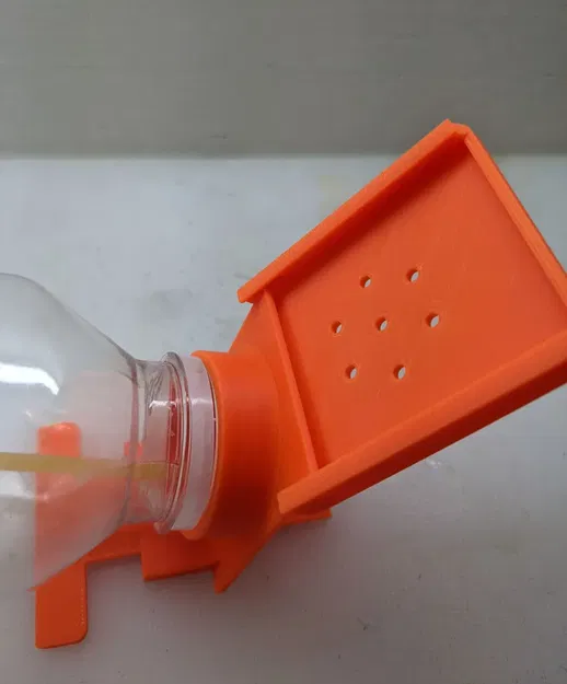 Bẫy chuột bằng chai nhựa thiết kế tối giản - Image 5